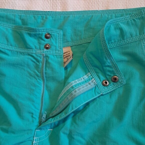 L. L. Bean women's size 12 teal cropped pants, snap & zipper closure, light teal - Picture 2 of 5